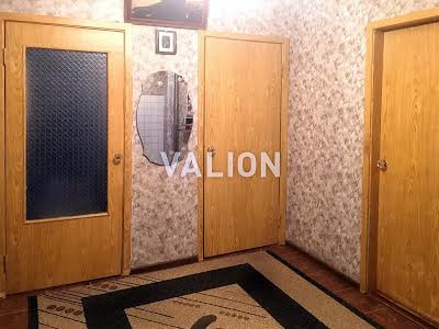 квартира за адресою Приозерна вул., 12А