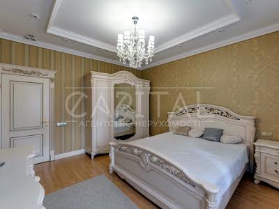 квартира за адресою ул. Василия Тютюнника, 37/1