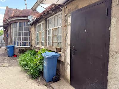 квартира за адресою Українська, 13