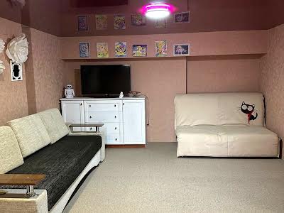 квартира по адресу Молодіжна ул., 2/1д
