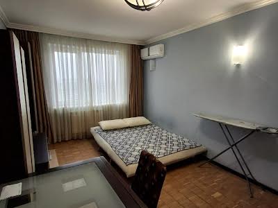 комната по адресу Оболонский просп., 9