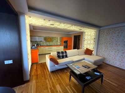 квартира за адресою Тарасівська вул., 21