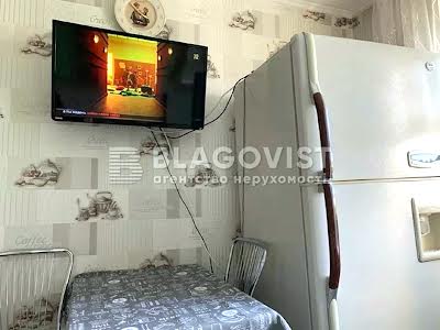 квартира за адресою Голосіївський просп. (40-річчя Жовтня), 108/3