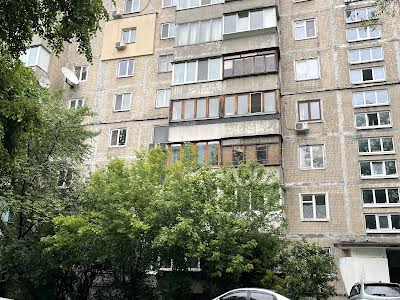 квартира за адресою Романа Ратушного вул. (Волгоградська), 31