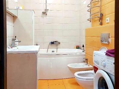 квартира за адресою Замковецька вул., 102