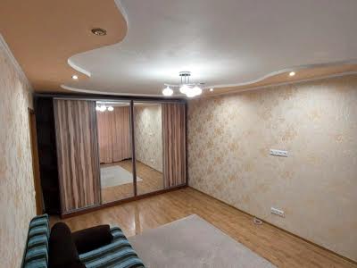 квартира за адресою Оноре де Бальзака вул., 68