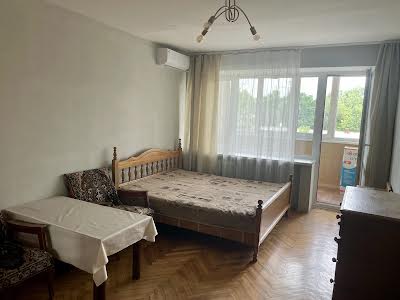 квартира по адресу Вячеслава Черновола ул., 33/30