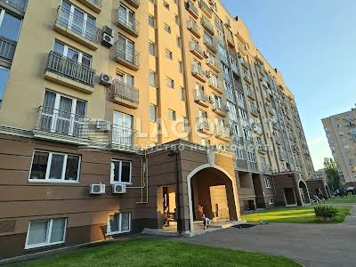 квартира за адресою Метрологічна вул., 15А