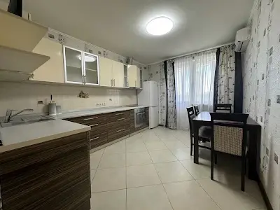 квартира по адресу Миколы Бажана просп., 10