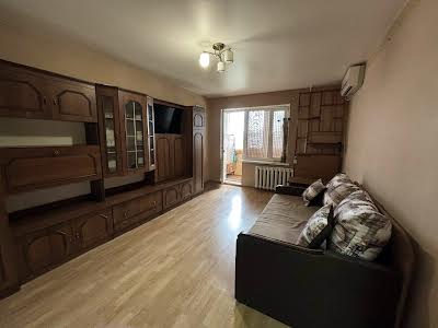 квартира за адресою Володимира Івасюка просп. (Героїв Сталінграду), 41