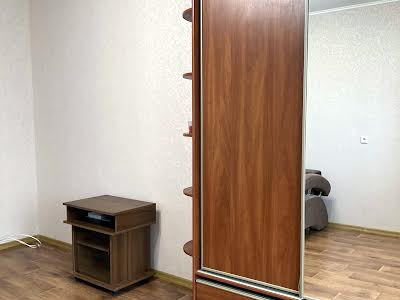 квартира за адресою Сергія Данченка вул., 5
