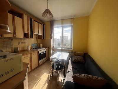 квартира за адресою Зої Гайдай вул., 6