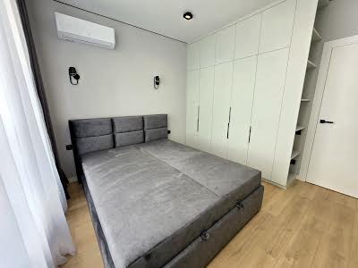 квартира за адресою Родини Крістерів вул., 14