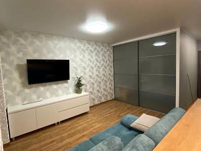 квартира за адресою Мандриківська вул., 51м