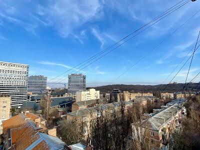 квартира за адресою Київ, Стельмаха Михайла вул., 9/14