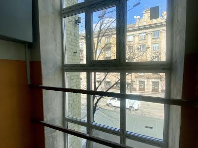 квартира за адресою Соборний просп. (Леніна), 43