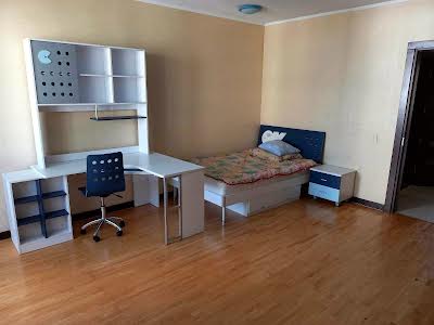 квартира за адресою Плугова вул., 8а