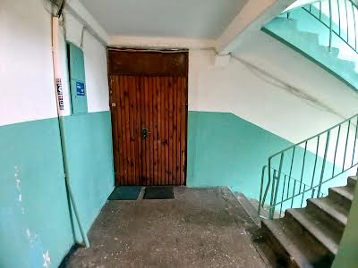квартира за адресою Йорданська вул. (Лайоша Гавро), 16