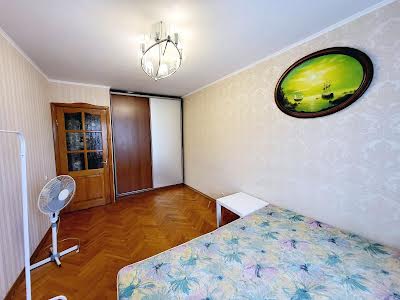 квартира по адресу Дарницкий бульв., 7