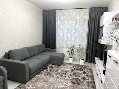 квартира за адресою Ревуцького вул., 54б