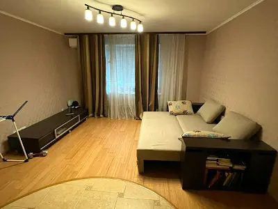 квартира за адресою Георгія Гонгадзе просп. (Радянської України), 9