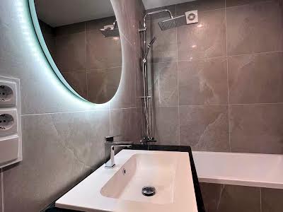 квартира за адресою Слави Стецько вул., 4а