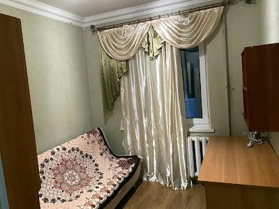 квартира за адресою Генерала Петрова вул., 23