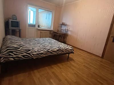 квартира за адресою Левка Лук'яненка вул. (Маршала Тимошенка), 15-Г