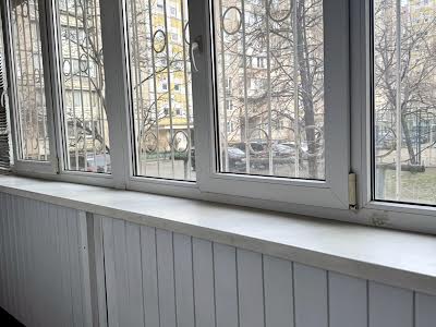 квартира по адресу Червоной Калины просп. (Владимира Маяковского), 18