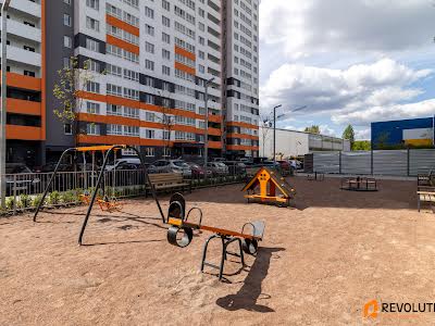 квартира за адресою Озерна вул., 27-А