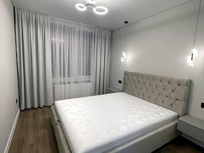 квартира по адресу Степана Бандеры ул., 72