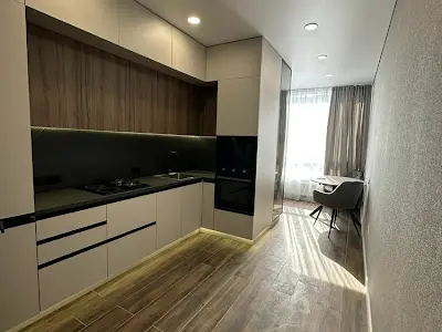 квартира за адресою Свободи вул., 1-C