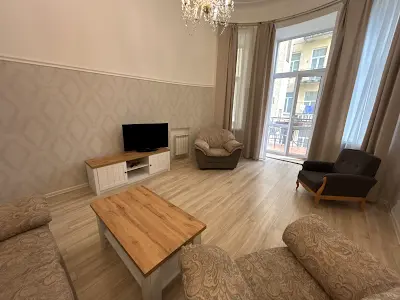 квартира за адресою Заньковецької вул., 6