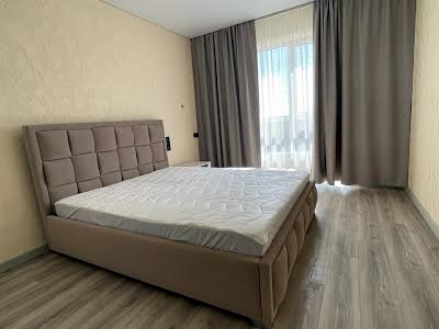 квартира за адресою Роксоляни вул., 21