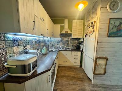 квартира за адресою Радистів вул., 34-Б