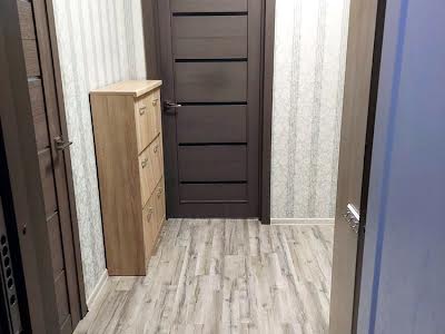 квартира за адресою Авіаконструктора Ігоря Сікорського вул. (Танкова), 4-Б