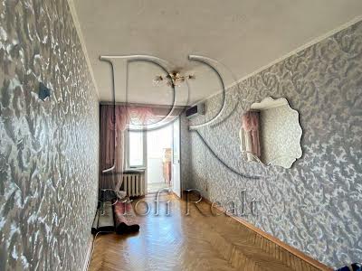 квартира по адресу Кучера Василия ул., 2