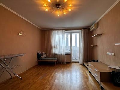 квартира по адресу Паторжинского ул., 7