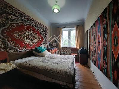 квартира по адресу Учителей ул., 6
