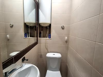 квартира за адресою Панаса Мирного вул., 11