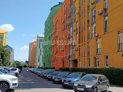 квартира за адресою Регенераторна вул., 4 к5