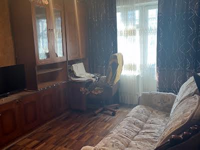 квартира за адресою Кремлівська вул., 77