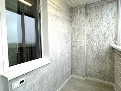 квартира за адресою Рональда Рейгана вул., 40