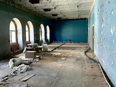 коммерческая по адресу Князей Острожских ул. (Московська), 8