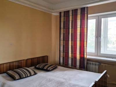 квартира по адресу Митрополита Василия Липковского ул. (Урицкого), 15