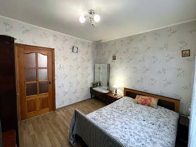квартира за адресою Тростянецька вул., 8
