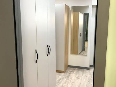 квартира за адресою Василя Тютюнника вул. (Анрі Барбюса), 28-А