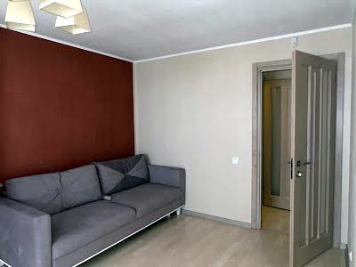 квартира за адресою Миколаївська вул., 8