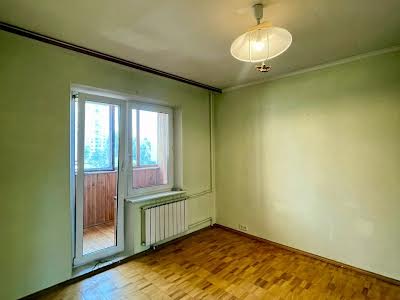 квартира за адресою Київ, Якуба Коласа вул., 4-Б