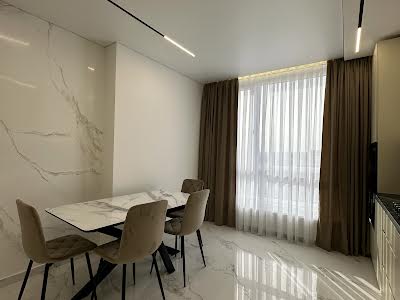квартира за адресою Євгена Коновальця вул., 37A